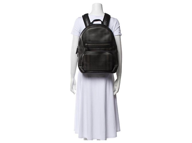 Burberry Rucksack mit Rauchigem Karomuster Schwarz - Ansicht 3