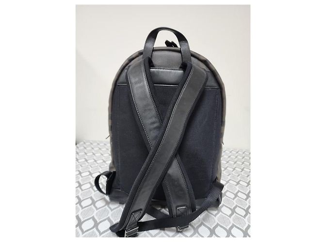 Burberry Rucksack mit Rauchigem Karomuster Schwarz - Ansicht 4