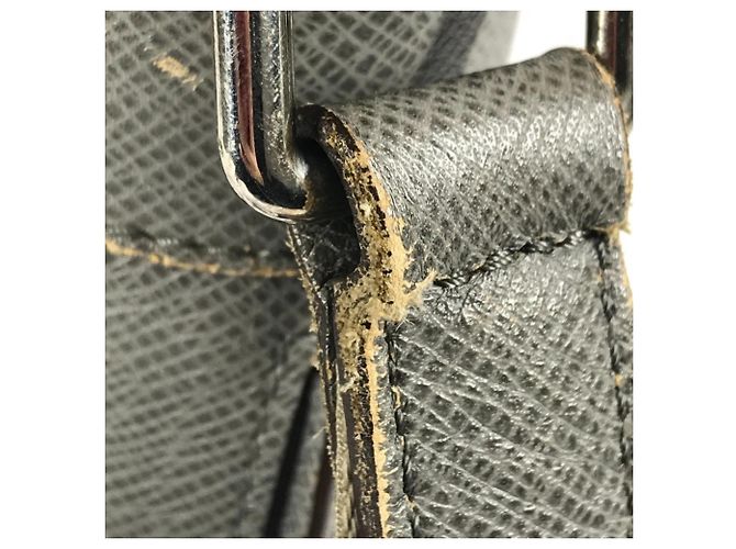 Borsa Messenger Roman PM Taiga Louis Vuitton Marrone - vista 12