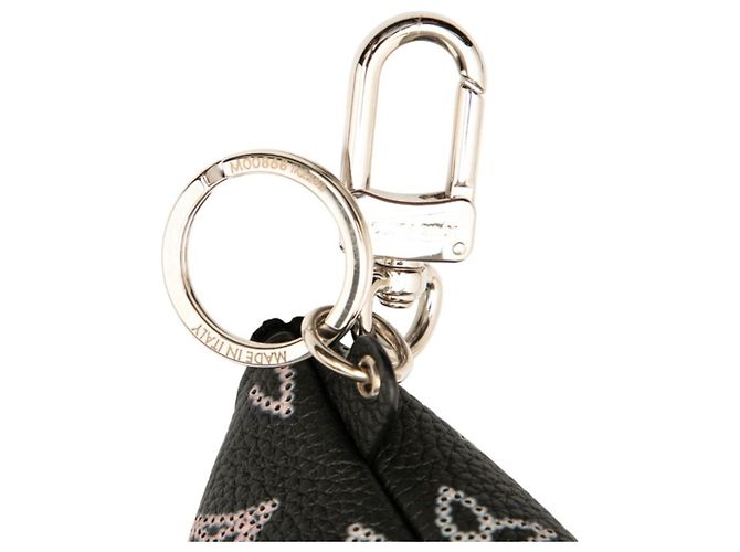 Charm Berlingo in Monogram Mahina di Louis Vuitton Nero Rosa - vista 6