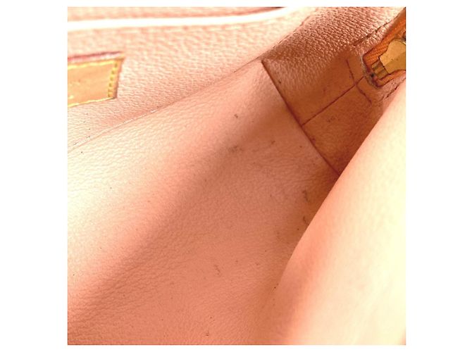 Neceser Monogram Gigante Louis Vuitton Rosa Roja - vista 13