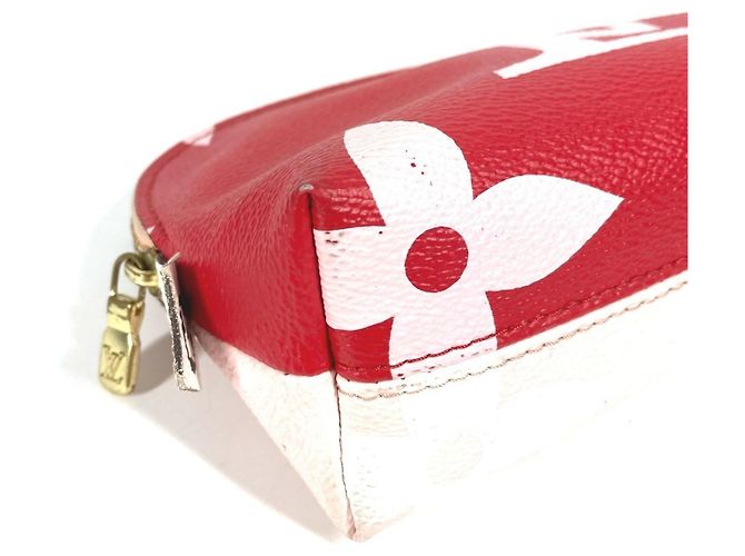Neceser Monogram Gigante Louis Vuitton Rosa Roja - vista 9