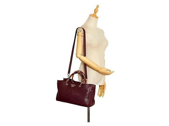 Bamboo Gucci Bolso de compras mediano de cuero texturizado con asas de bambú - Burdeos - vista 3