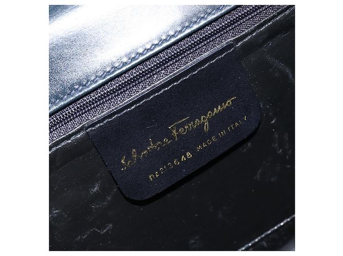 Salvatore Ferragamo Gancini in pelle Nero - vista 6