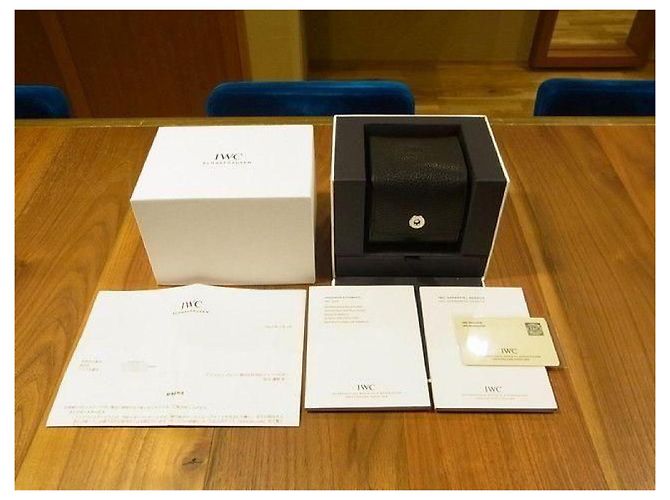 IWC Ingenieur Automatic 40 MM silver IW322801 Sapphire crystal caseback Mens Silvery - view 18