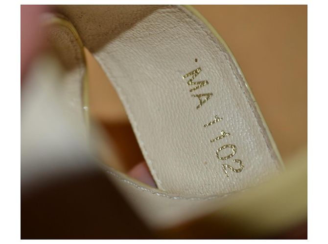 Louis Vuitton sandales Blanc Crème - vue 9