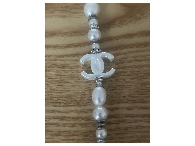 Collana lunga Chanel metallo oro champagne pendente quadrato Bianco - vista 5