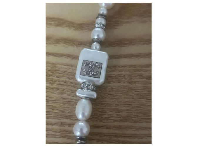 Collana lunga Chanel metallo oro champagne pendente quadrato Bianco - vista 6
