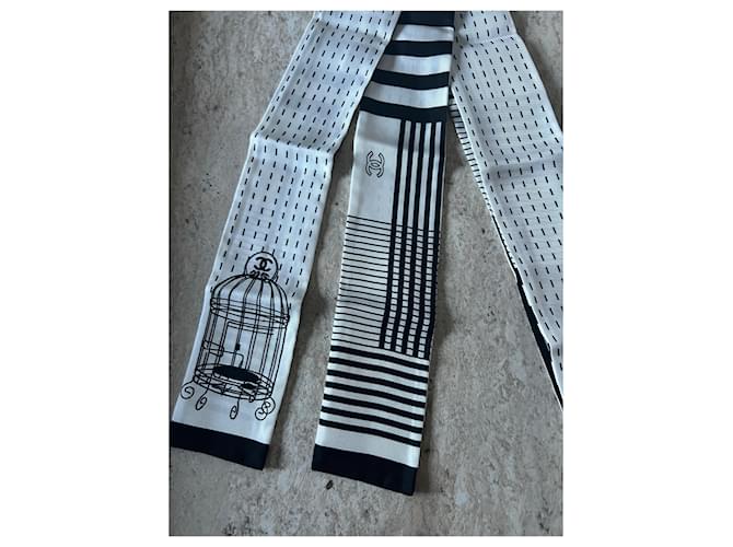 Fascia slim Chanel Nero - vista 3