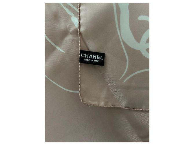 Foulard in seta Chanel XL 130cm Rosa - vista 10