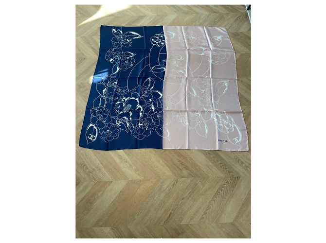 Foulard in seta Chanel XL 130cm Rosa - vista 2
