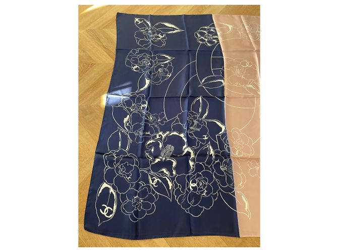 Foulard in seta Chanel XL 130cm Rosa - vista 3