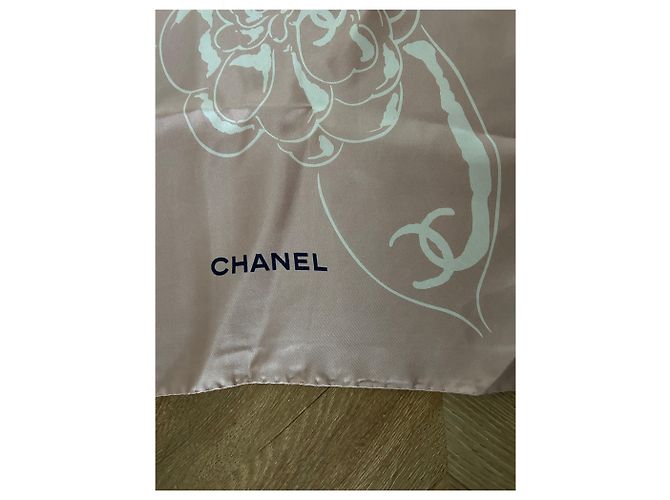 Foulard in seta Chanel XL 130cm Rosa - vista 9