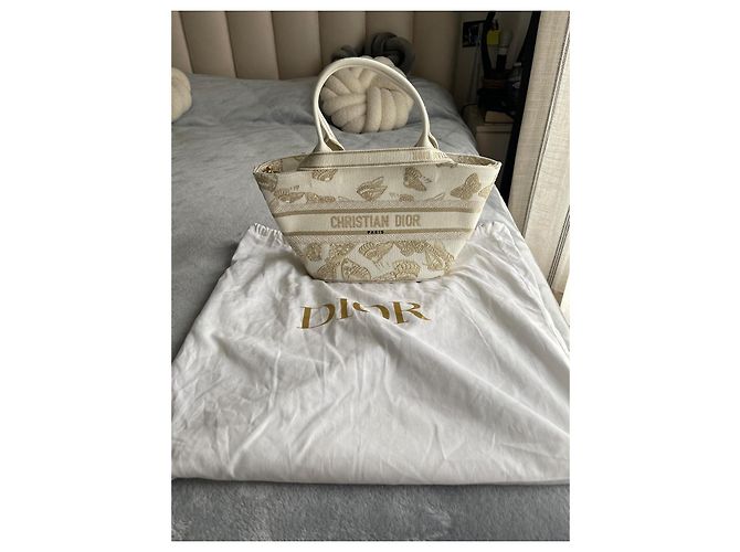Bolso Cesta Dior Sombrero Lona Blanca y Dorada Mariposa Blanco Dorado - vista 2