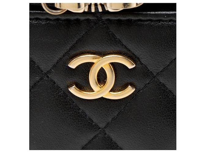 Mini vanity case con manico superiore in pelle di agnello Chanel Nero - vista 9