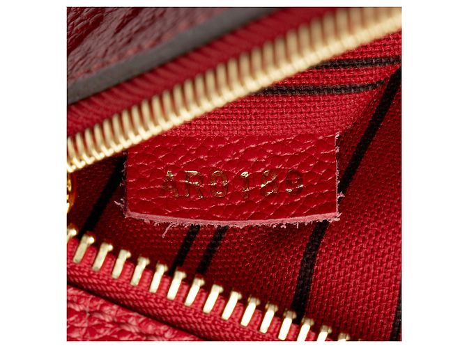 Borsa a Spalla Pochette Metis in Monogram Empreinte Louis Vuitton Rosso - vista 5