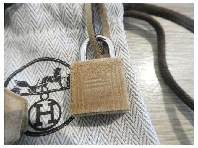 Chiusura, campanella e tirante Hermès per borsa Hermès Kelly, Birkin nuova in vitello Doblis raro Beige - vista 3