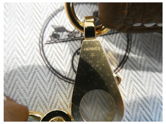 Cinghia Hermès in pelle Togo con gioielleria dorata nuova per borsa Hermès Kelly Gold hardware - vista 4