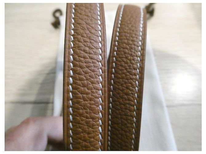 Cinghia Hermès in pelle Togo con gioielleria dorata nuova per borsa Hermès Kelly Gold hardware - vista 5
