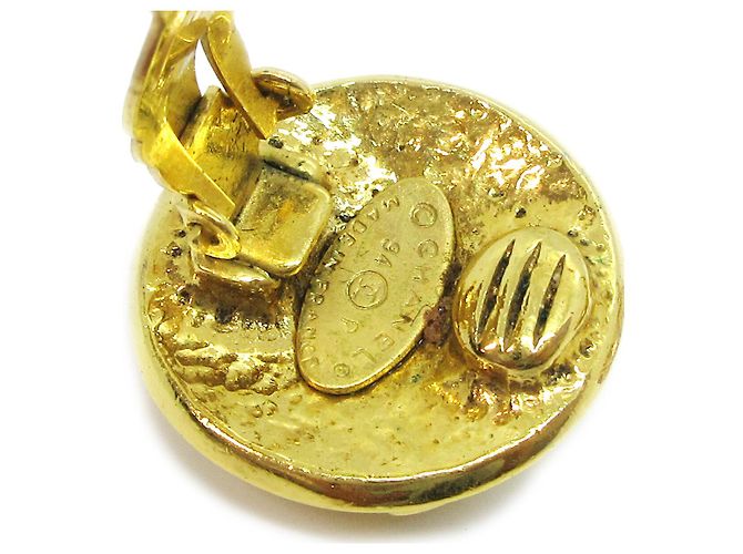 Clip orecchie Chanel CC in metallo D'oro - vista 3