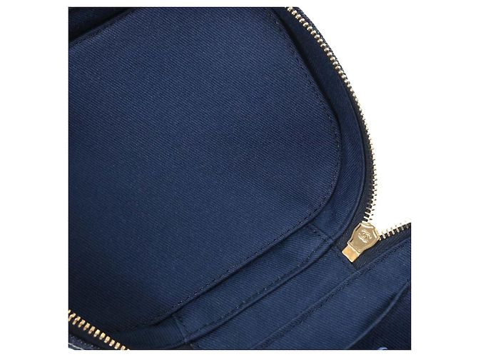 Vanity Beauty Case Chanel in Denim Trapuntato Blu - vista 3