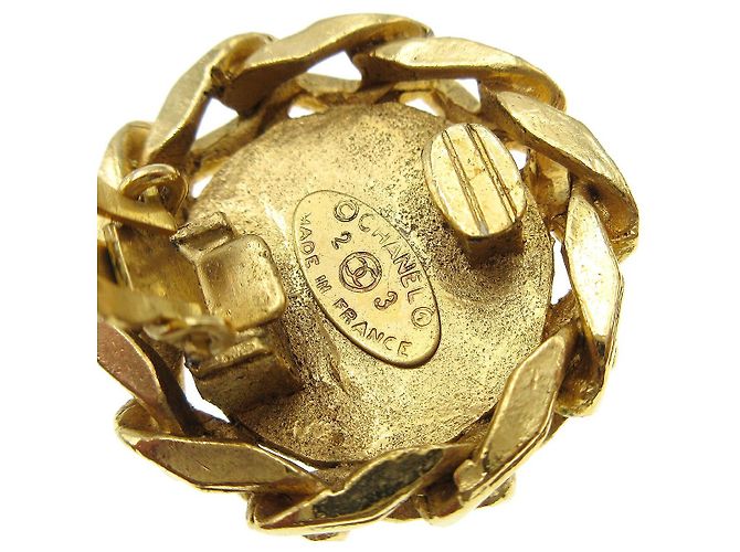 Bottoni a clip Chanel CC in metallo con perla sintetica D'oro - vista 4