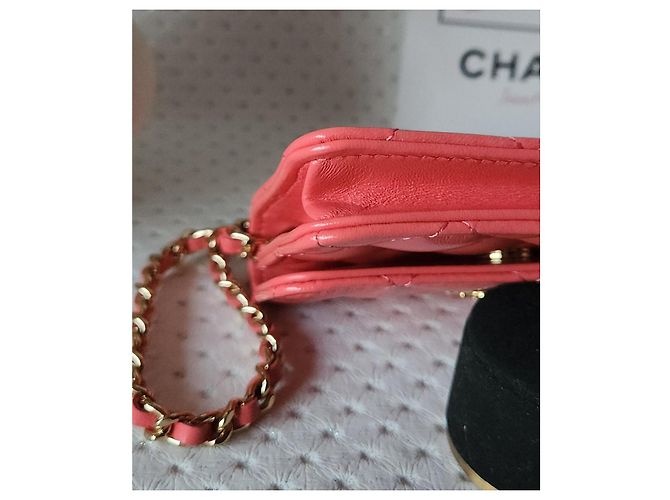 Chanel Wallet on Chain in pelle d'agnello rosa corallo D'oro - vista 5