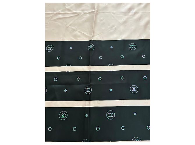 Pañuelo de seda 90cm Chanel Rosa - vista 3
