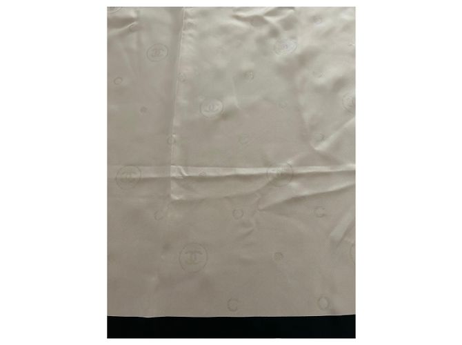 Pañuelo de seda 90cm Chanel Rosa - vista 4