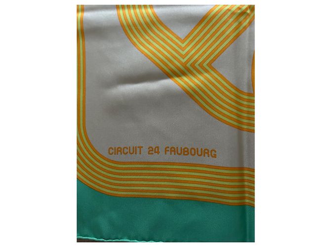 Foulard Hermès Circuit 24 Faubourg in Seta Giallo Verde 90cm - vista 5
