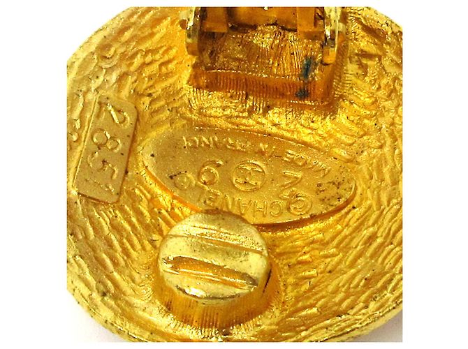Chanel Vintage CC Round Clip-On Metal Small D'oro - vista 2