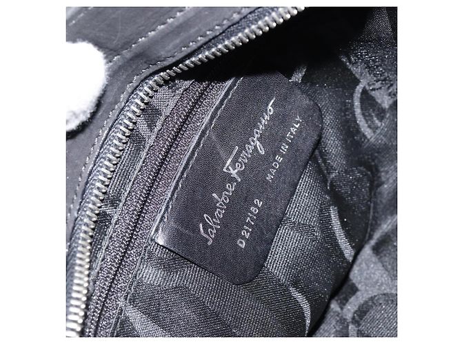 Borsa Vala in suede Salvatore Ferragamo Nero - vista 6