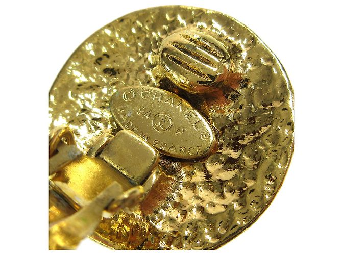 Chanel Vintage CC Round Clip-On Metal Small D'oro - vista 4