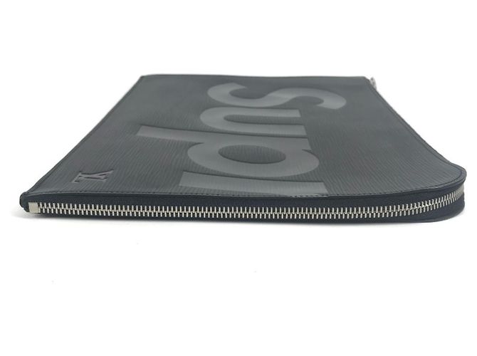 Pochette Jour GM in pelle Epi Louis Vuitton Supreme Nero - vista 11