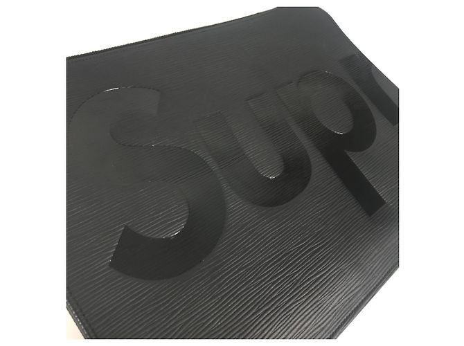 Pochette Jour GM in pelle Epi Louis Vuitton Supreme Nero - vista 2
