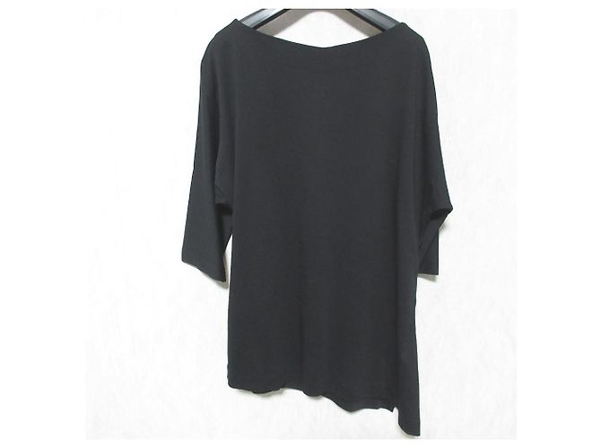Autre Marque BASILE28 Compact Smooth Asymmetrical Half Sleeve Pullover Black - view 2