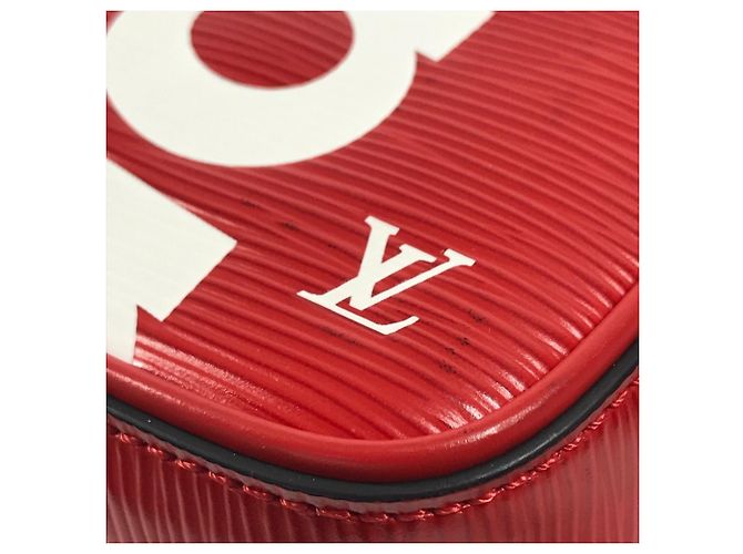 Pochette in pelle Epi Louis Vuitton Bianco Rosso - vista 11