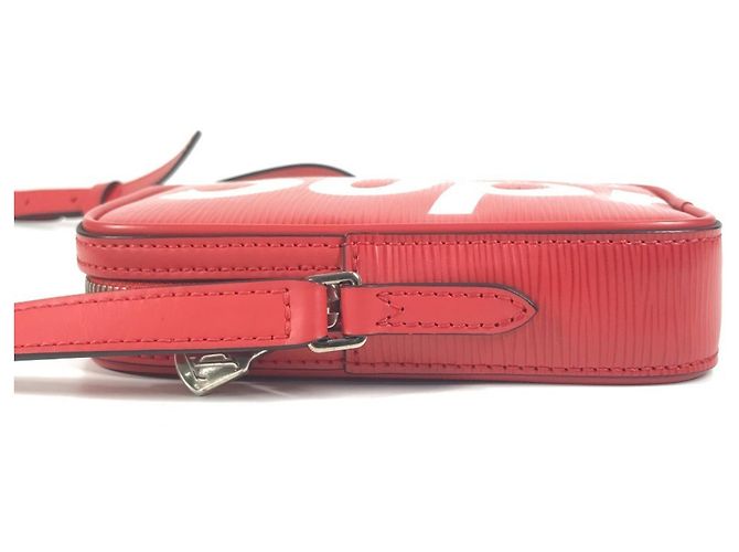 Pochette in pelle Epi Louis Vuitton Bianco Rosso - vista 3