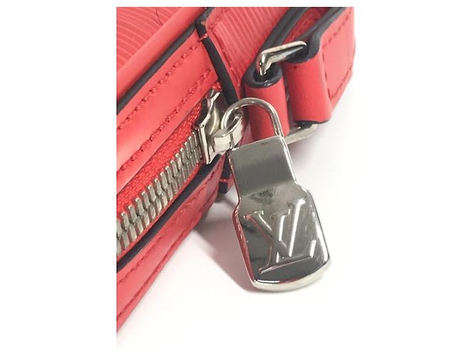 Pochette in pelle Epi Louis Vuitton Bianco Rosso - vista 7