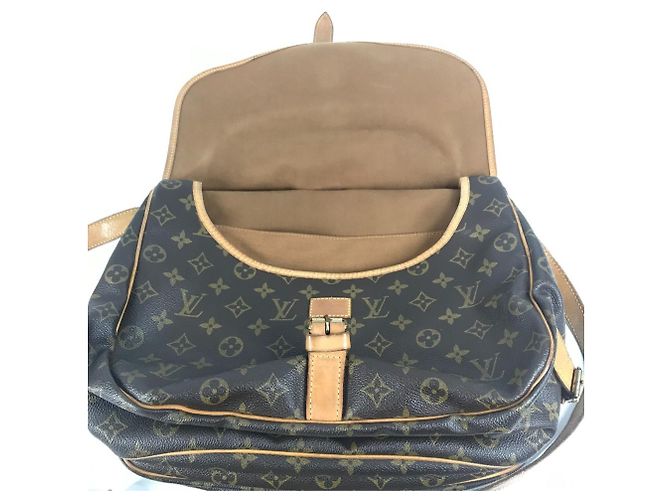 Borsa a Spalla Saumur GM Monogramma Louis Vuitton Marrone - vista 14