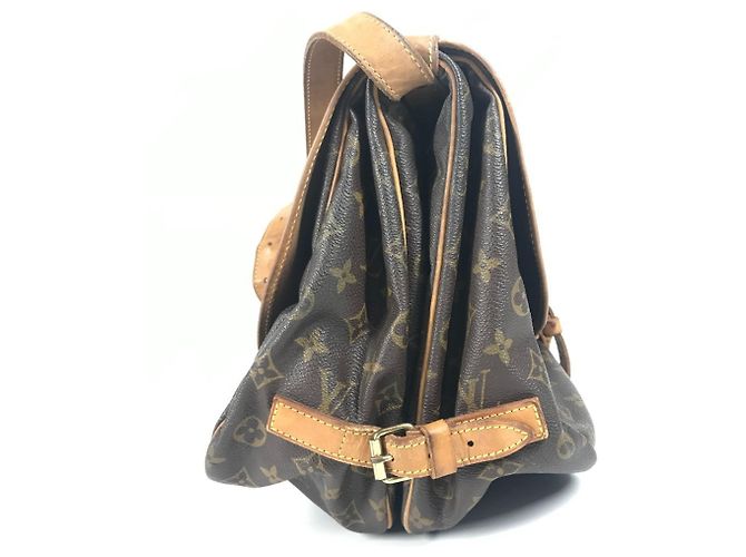 Borsa a Spalla Saumur GM Monogramma Louis Vuitton Marrone - vista 5