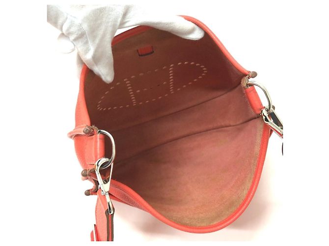 Borsa a Spalla Hermès Evelyne PM 3 Rosso - vista 11