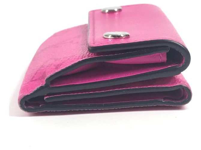 Billetera Compacta Rama Discovery Taiga M30773 de Louis Vuitton Rosa - vista 11