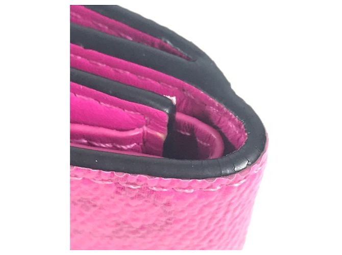 Billetera Compacta Rama Discovery Taiga M30773 de Louis Vuitton Rosa - vista 3