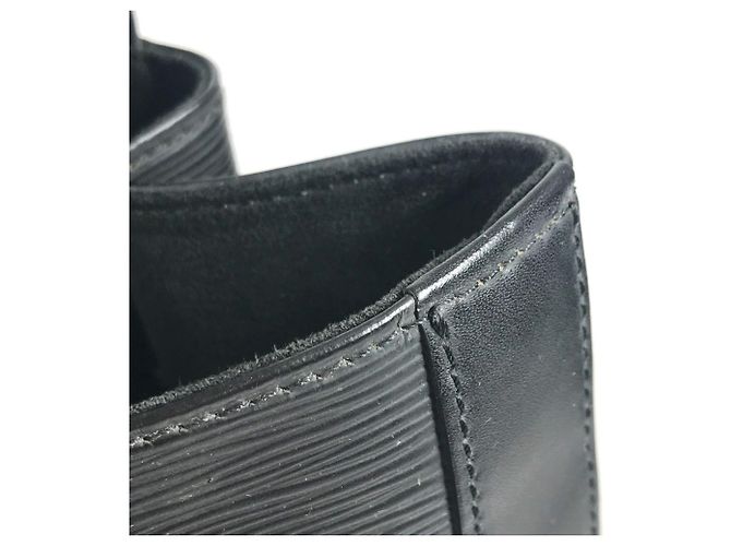 Borsa a Spalla Ado Epi Louis Vuitton Nero - vista 11