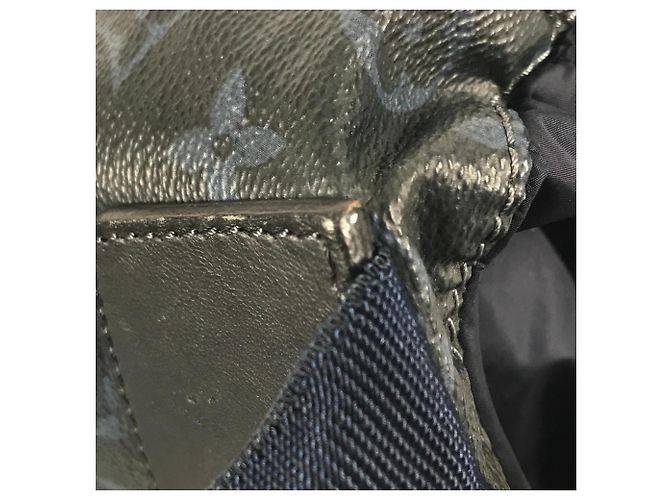 Louis Vuitton Monogram Cobalt Ultralight Backpack Blue Navy blue - view 3