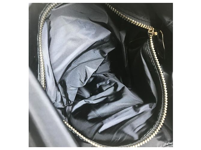 Louis Vuitton Monogram Cobalt Ultralight Backpack Blue Navy blue - view 9