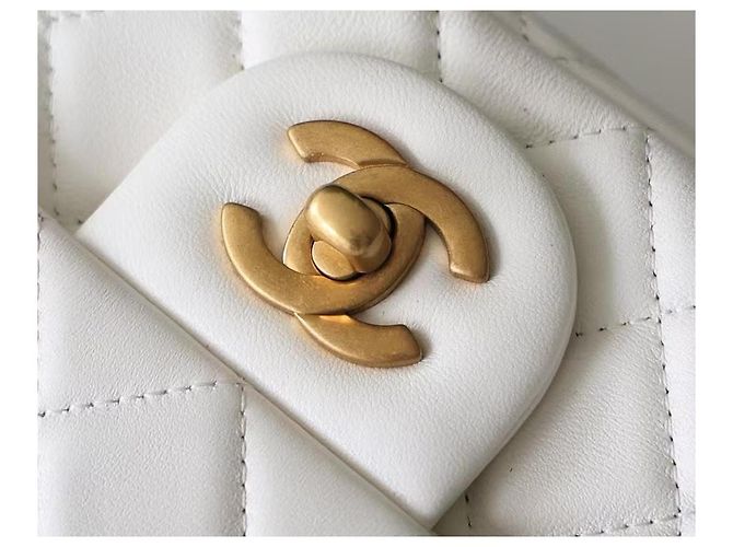 CHANEL Mini Rechteckige Perlen Crush Umhängetasche Weiß - Ansicht 2