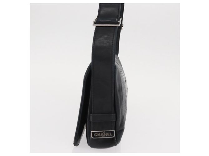 Chanel Vintage Schultertasche aus Leder Schwarz - Ansicht 3