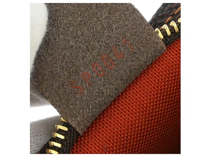 Louis Vuitton Trousse Make Up Damier Canvas Marrone - vista 5